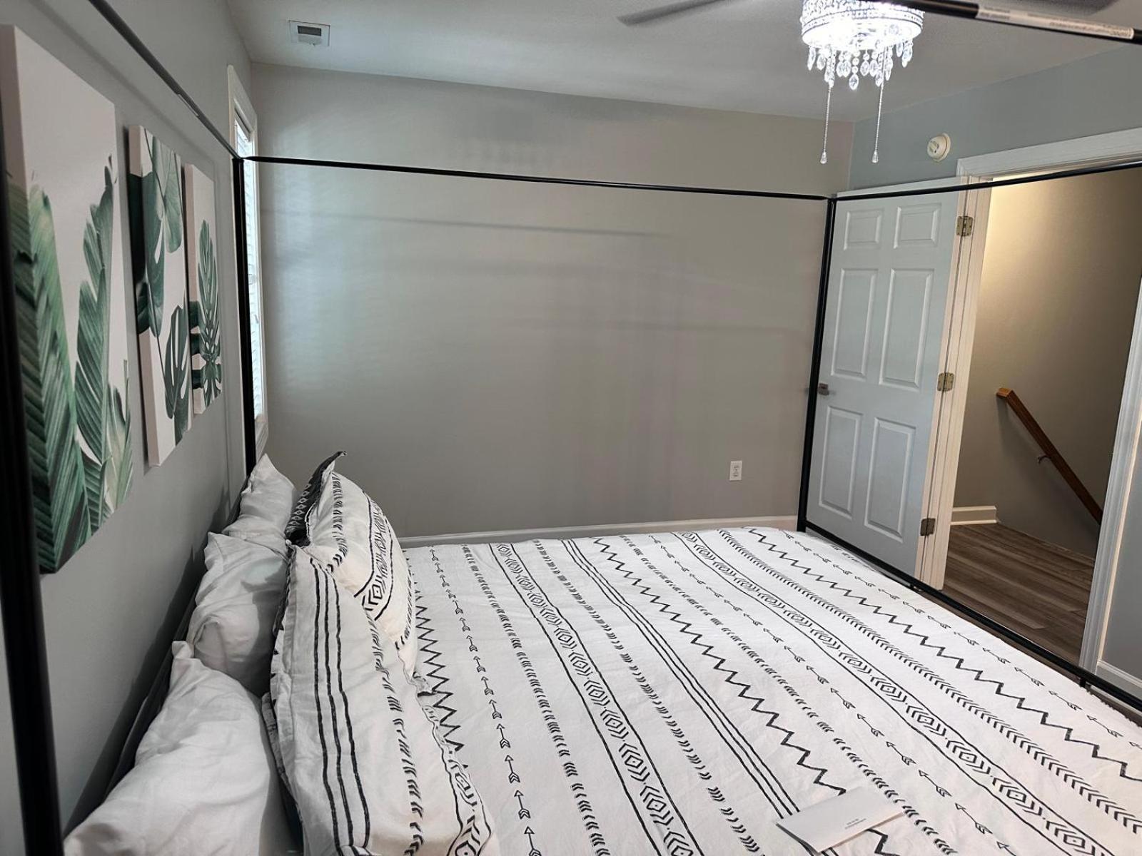 Апартаменты Simple Elegant Townhouse Dt Raleigh Ncsu Экстерьер фото